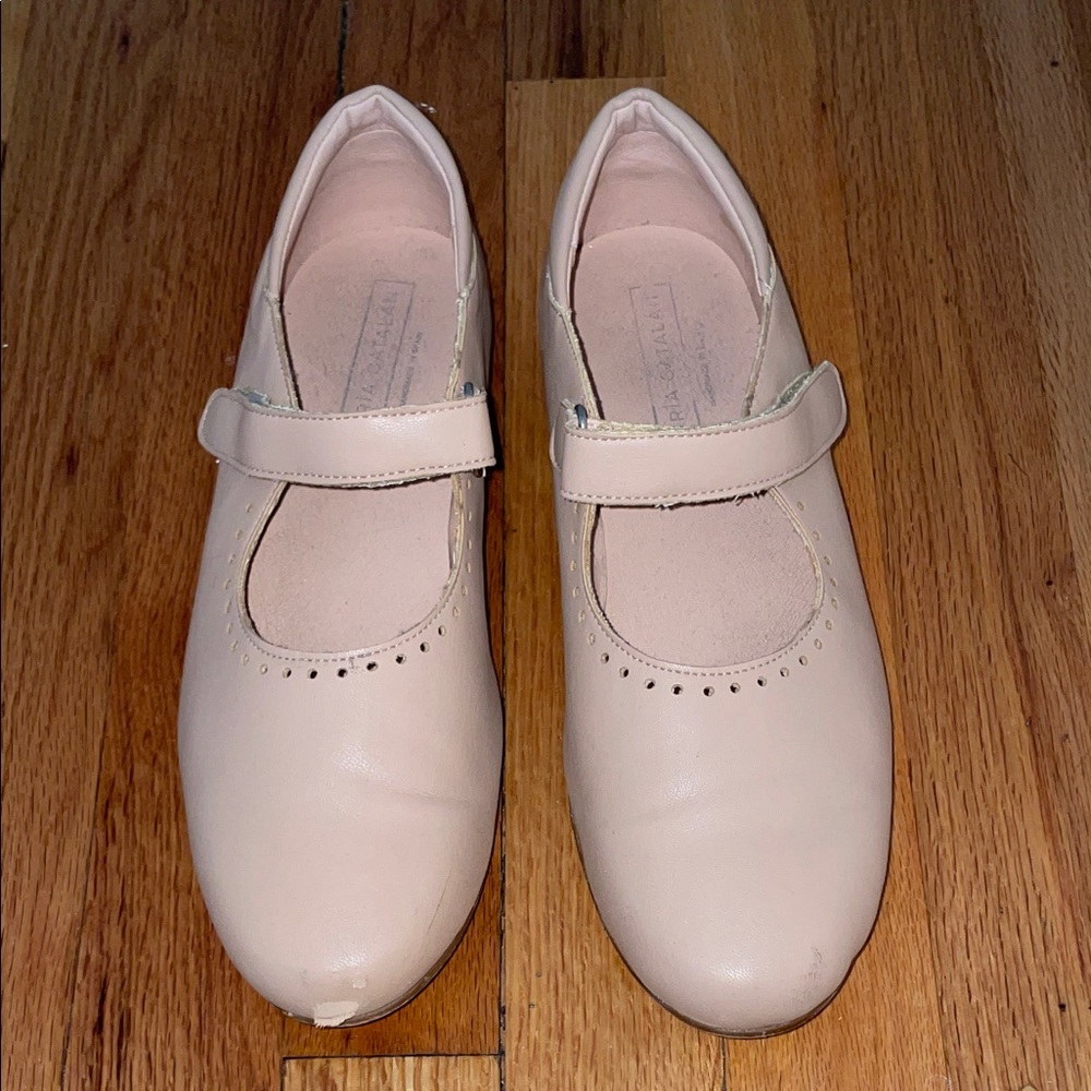 Maria Catalan Nude Leather Mary Jane